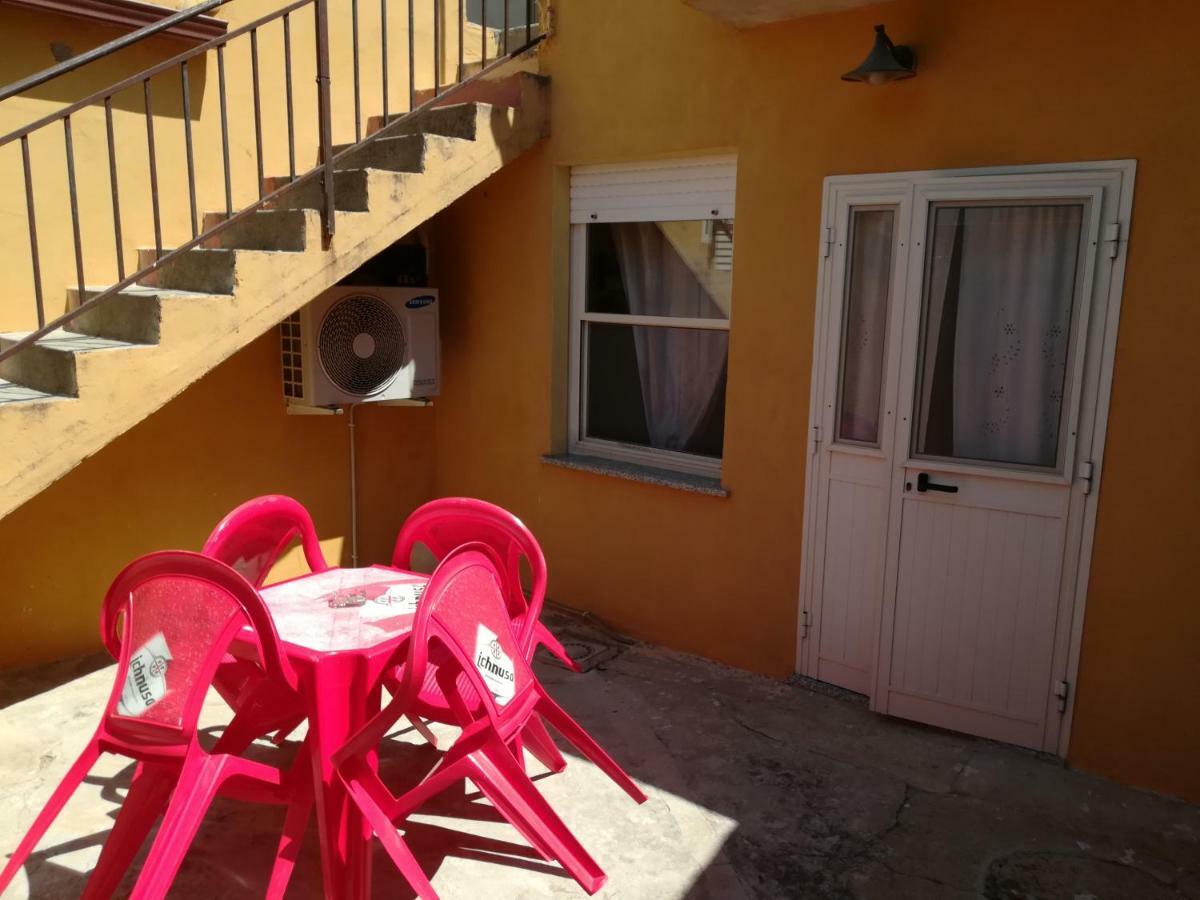 Hôtel Casa Campidano à Càbras Extérieur photo