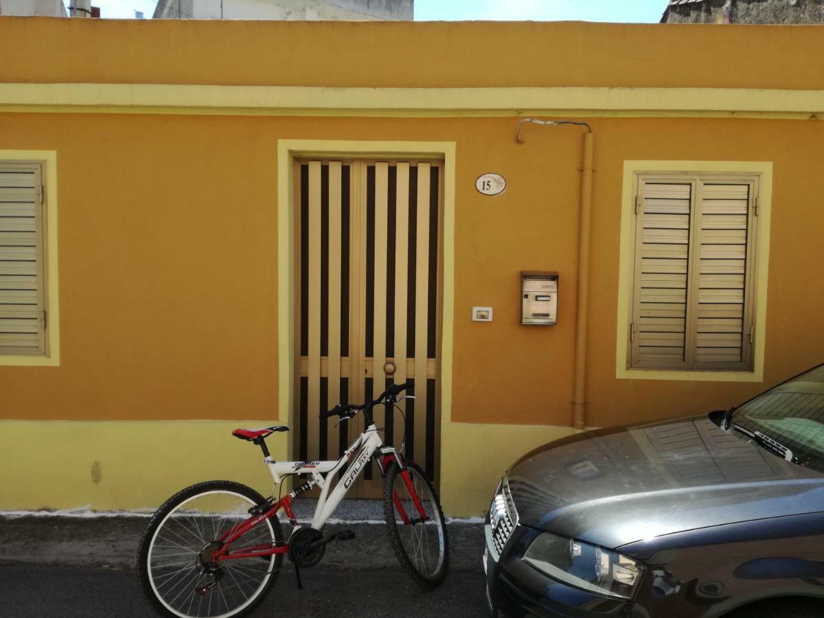 Hôtel Casa Campidano à Càbras Extérieur photo